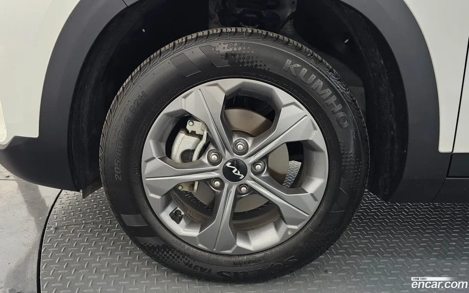 Kia Seltos 2.0 2WD 2025 — миниатюра 2