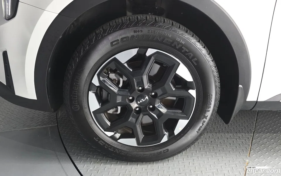 Kia Sorento 2.5T 2WD 2025 — thumbnail 2