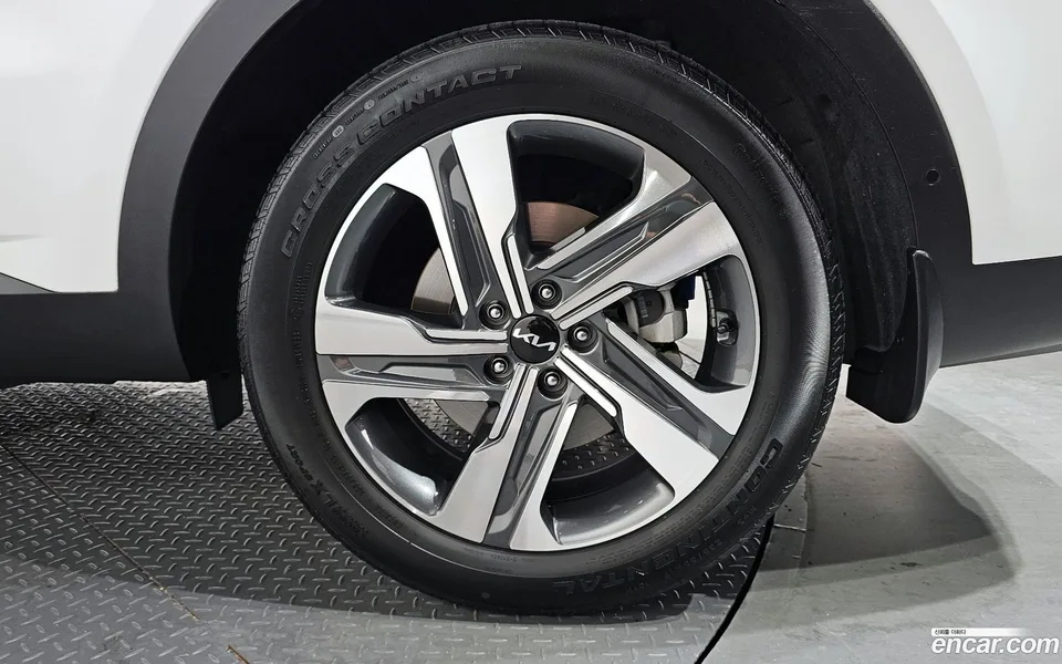 Kia Sorento HEV 1.6 4WD 2023 — thumbnail 5
