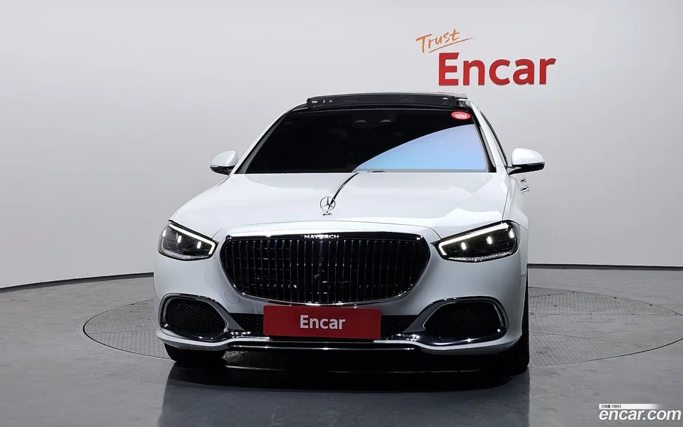 Mercedes-Benz S-Class S580 4MATIC 2024 — thumbnail 3