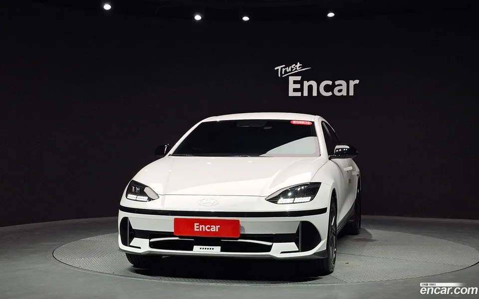 Hyundai Ioniq 6 2023 — thumbnail 3