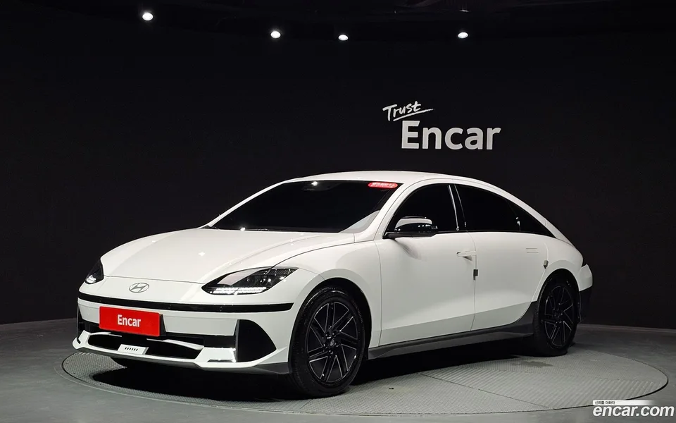 Hyundai Ioniq 6 2023 — photo 1, buy with delivery to Moscow