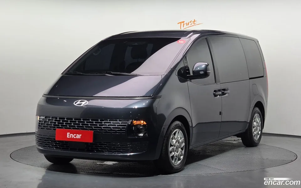 Hyundai Staria L3.5 5 2024 — фото 1, купить с доставкой в Москву