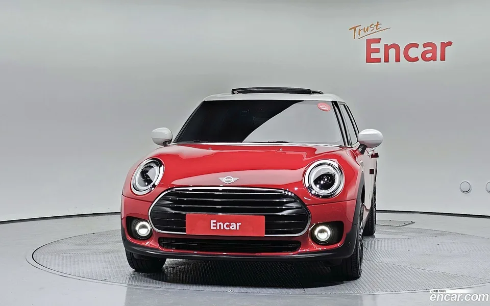 MINI Cooper Clubman 2023 — миниатюра 3