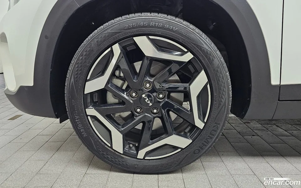Kia Seltos 1.6 2WD 2022 — thumbnail 2