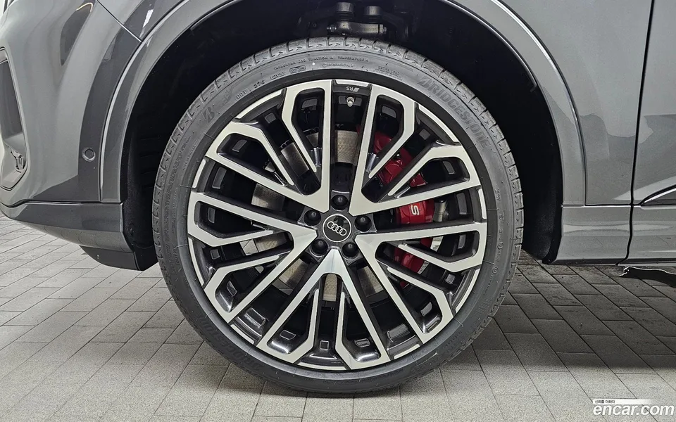 Audi SQ7 (4M) 4.0 TFSI 2026 — thumbnail 5