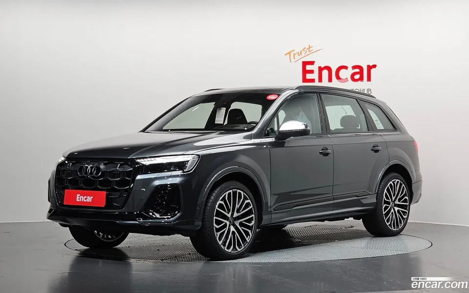 Audi SQ7 (4M) 4.0 TFSI 2026 — photo 1, buy with delivery to Moscow