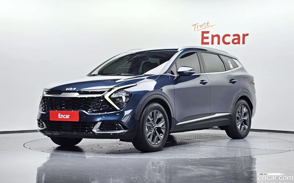Kia Sportage 1.6 2WD 2022 — photo 1, buy with delivery to Moscow