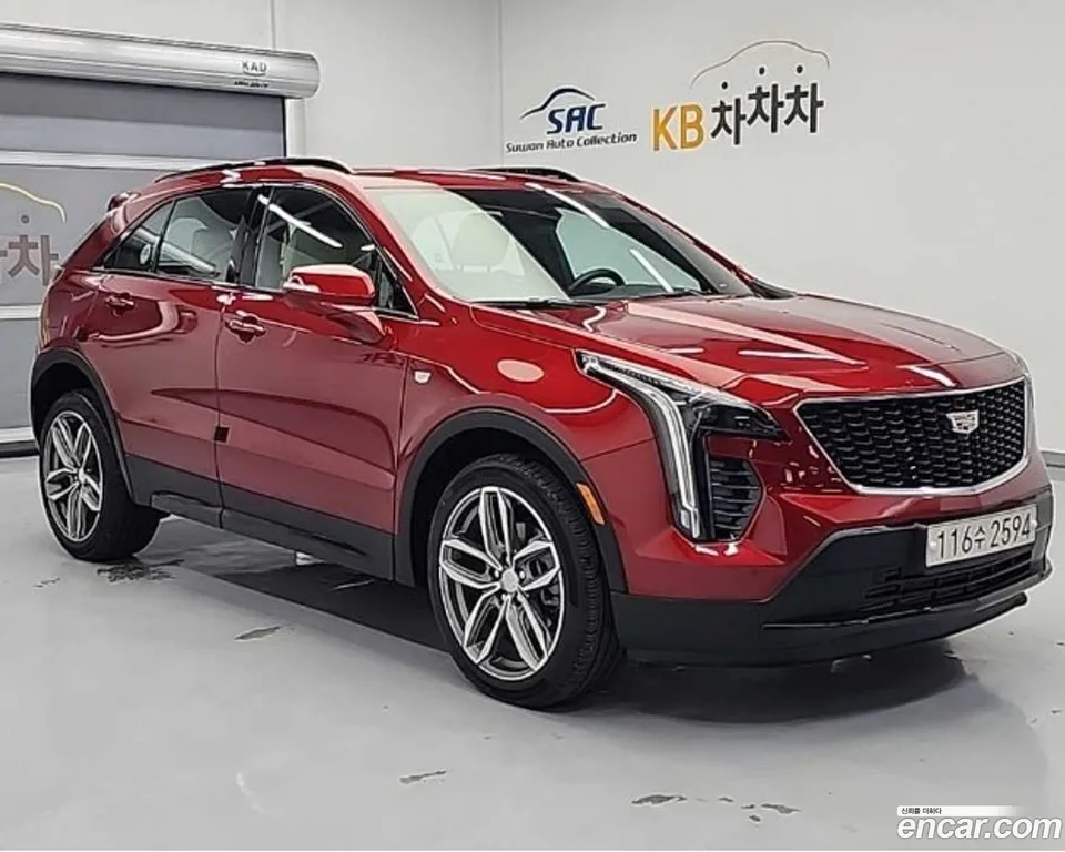 Cadillac XT4 2.0 AWD 2022 — миниатюра 4