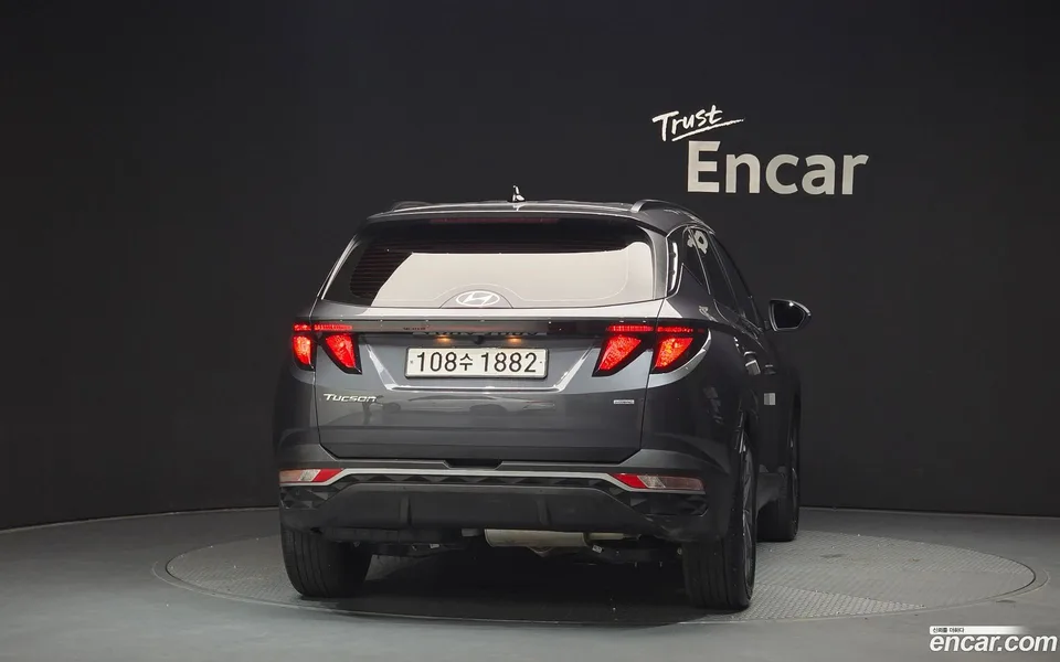 Hyundai Tucson 2.0 4WD 2023 — thumbnail 4