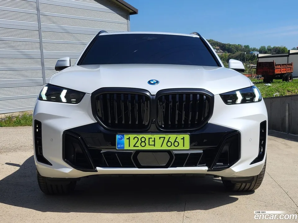 BMW X5 xDrive 50e M 2026 — thumbnail 4