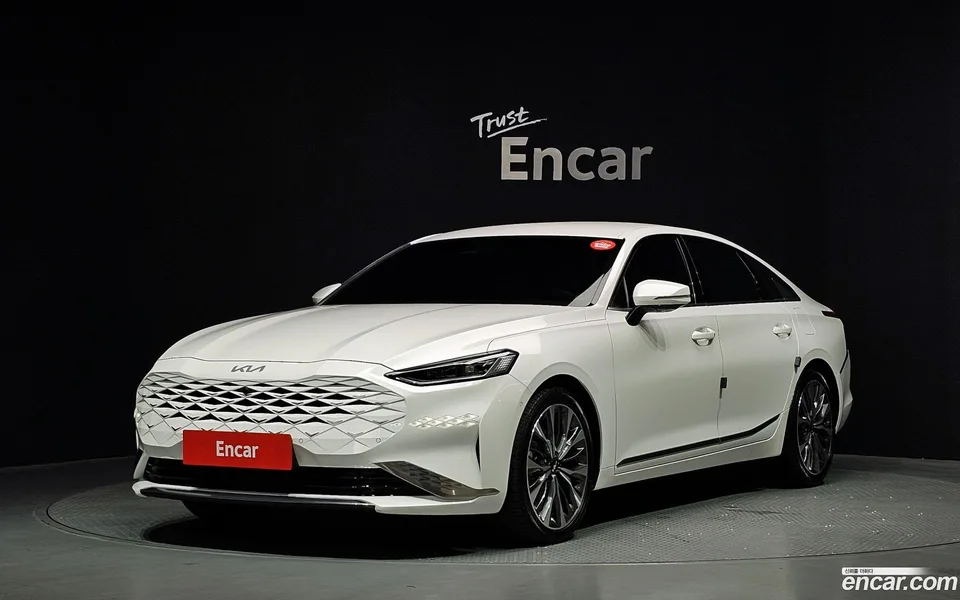 Kia K8 2.5 2WD 2023 — photo 1, buy with delivery to Moscow