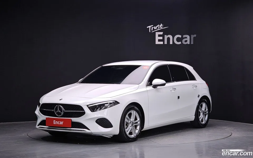 Mercedes-Benz A-Class A220 2024 — фото 1, купить с доставкой в Москву