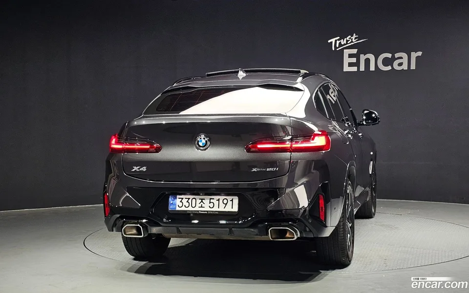BMW X4 xDrive20i M 2024 — thumbnail 4