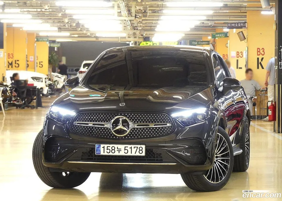 Mercedes-Benz GLC-Class GLC300 4MATIC 2024 — thumbnail 3