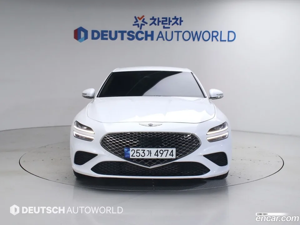 Genesis G70 3.3T 2WD 2023 — thumbnail 3