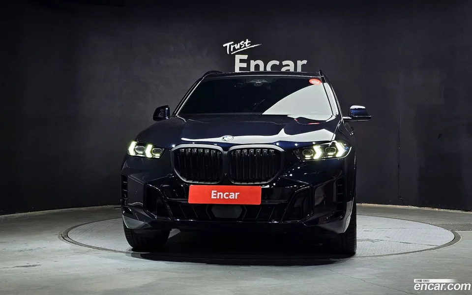 BMW X5 xDrive 40i M 2025 — thumbnail 3
