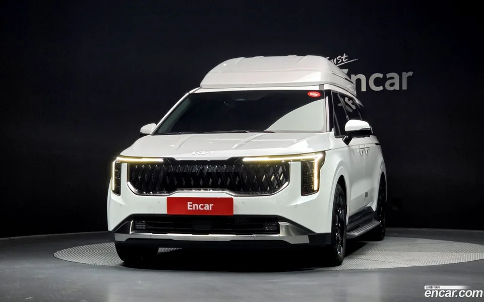 Kia Carnival 9 2024 — thumbnail 3