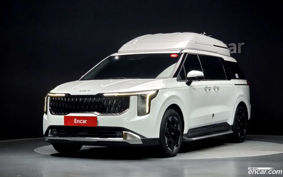 Kia Carnival 9 2024 — photo 1, buy with delivery to Moscow