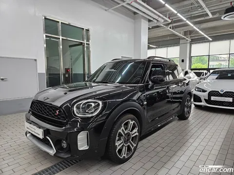 MINI Cooper S Countryman 2023 buy in Moscow