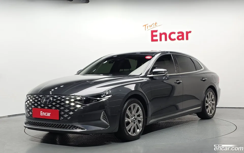 Hyundai Grandeur IG Hybrid 2022 — фото 1, купить с доставкой в Москву