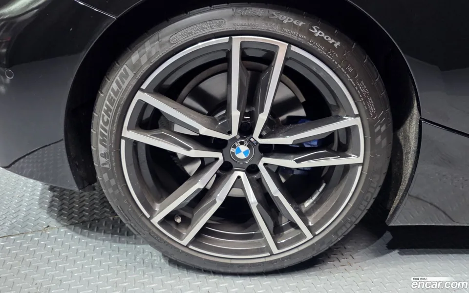 BMW Z4 sDrive20i M 2023 — миниатюра 2