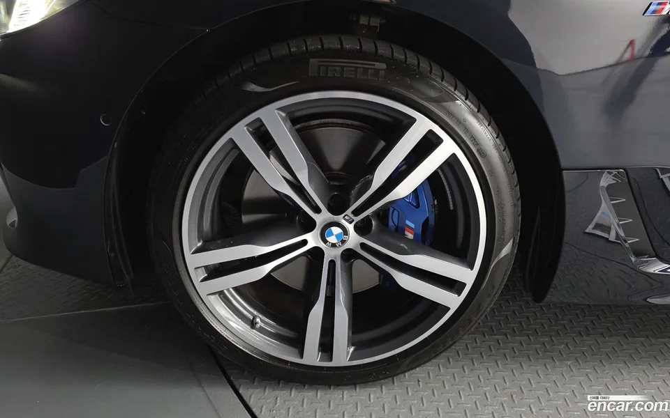 BMW 6 Series GT 630i xDrive M 2023 — миниатюра 2