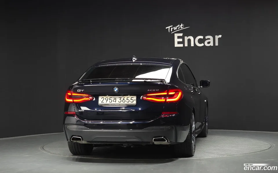 BMW 6 Series GT 630i xDrive M 2023 — миниатюра 4
