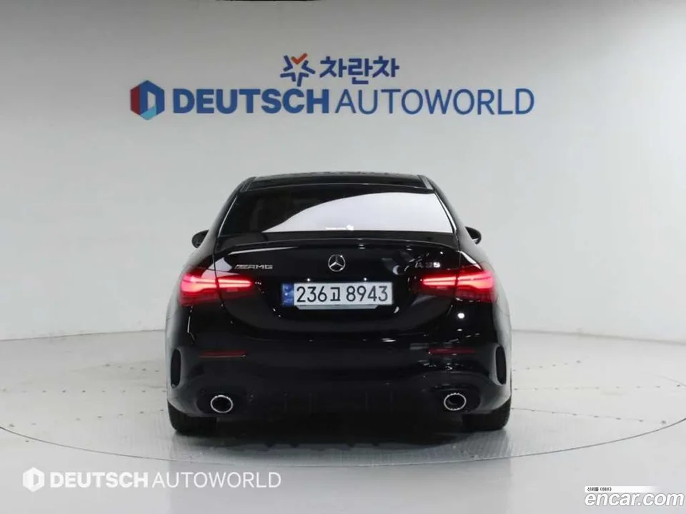 Mercedes-Benz A-Class AMG A35 4MATIC 2024 — thumbnail 4
