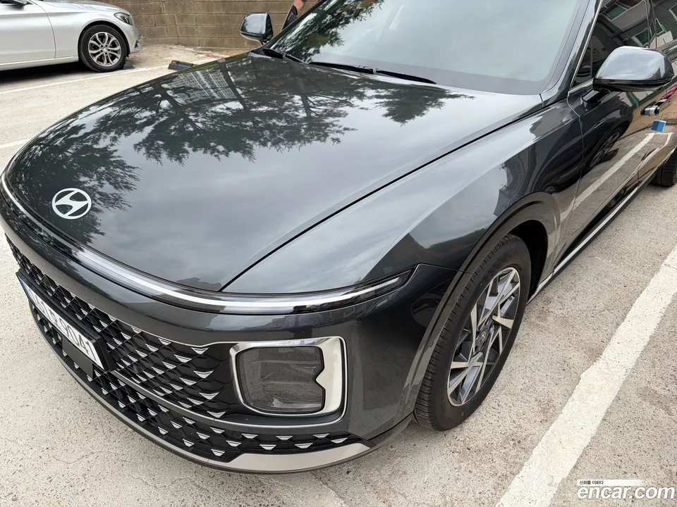 Hyundai Grandeur Hybrid 2026 — photo 1, buy with delivery to Moscow