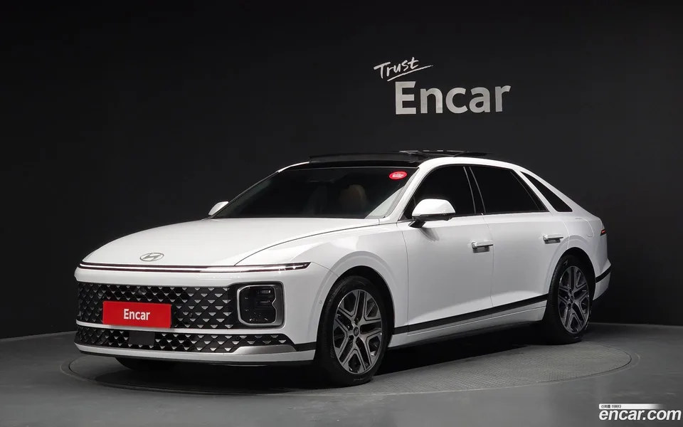Hyundai Grandeur 2.5 2WD 2025 — photo 1, buy with delivery to Moscow