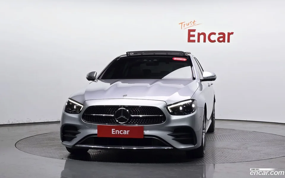 Mercedes-Benz E-Class E350 4MATIC AMG Line 2022 — миниатюра 3