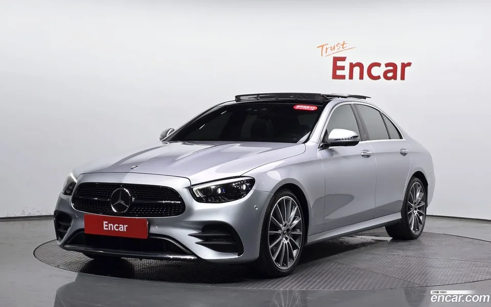 Mercedes-Benz E-Class E350 4MATIC AMG Line 2022 — фото 1, купить с доставкой в Москву