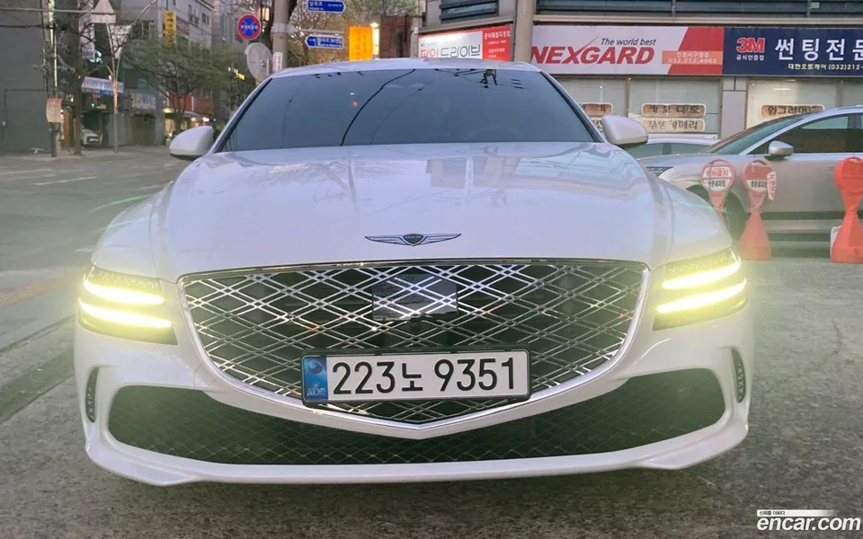 Genesis G80 2.5 2WD 2026 — фото 1, купить с доставкой в Москву