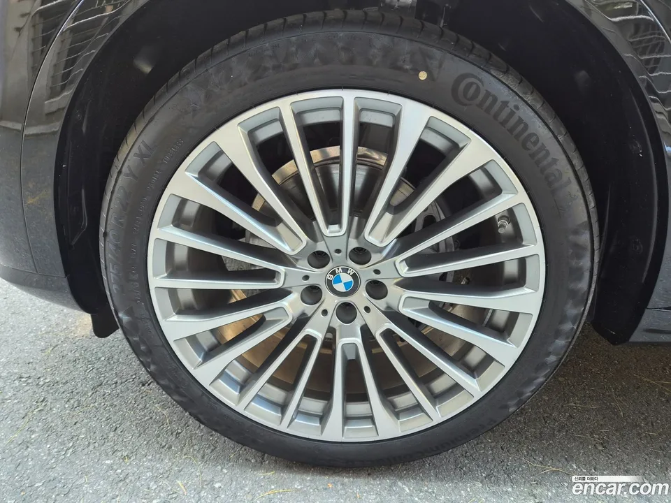 BMW X7 xDrive 40i 6 2026 — thumbnail 2