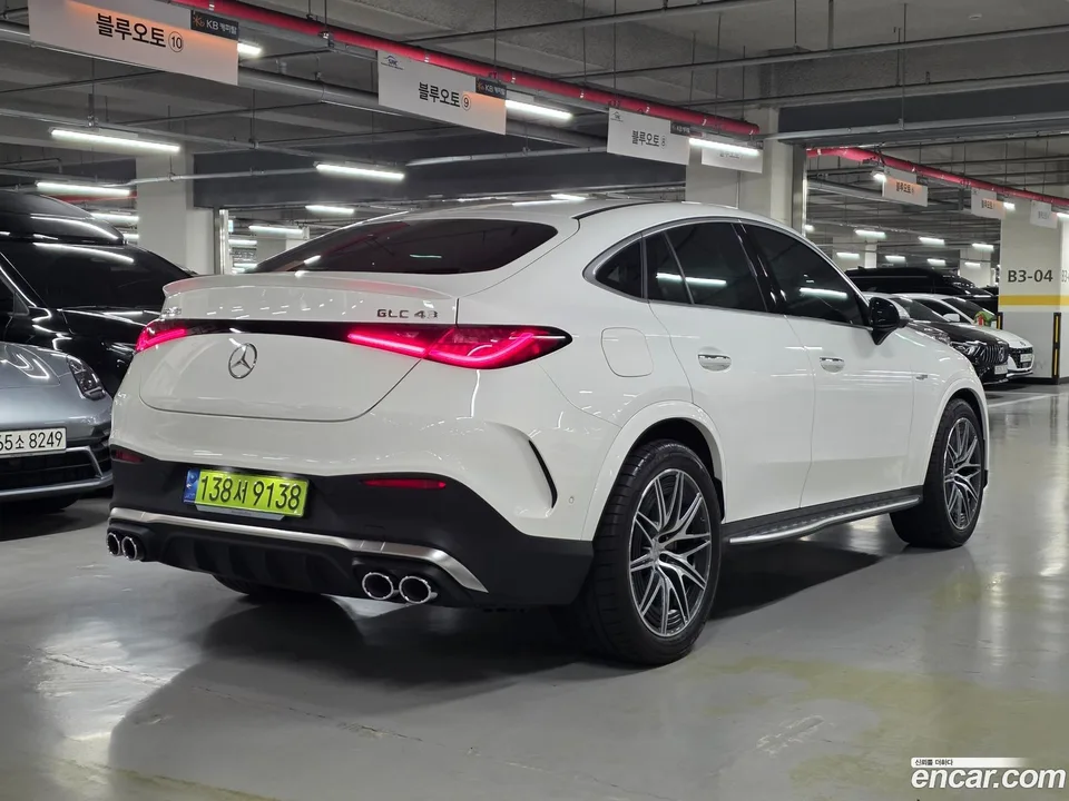 Mercedes-Benz GLC-Class AMG GLC43 4MATIC 2024 — thumbnail 4