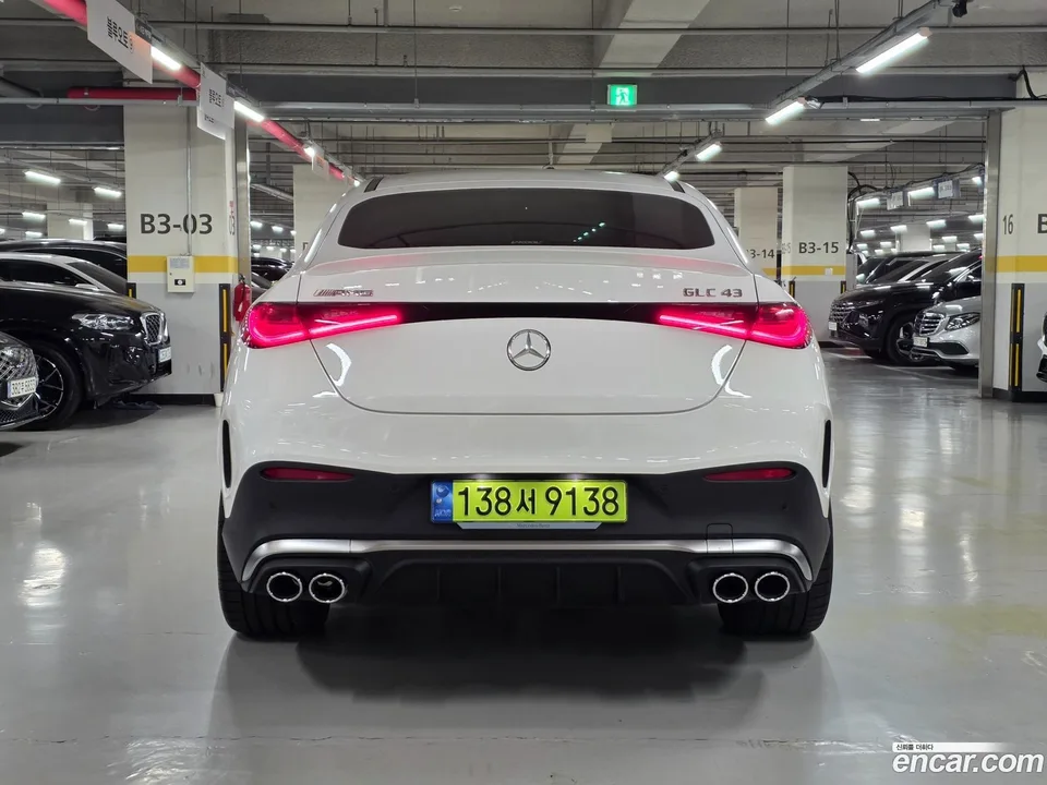 Mercedes-Benz GLC-Class AMG GLC43 4MATIC 2024 — thumbnail 5