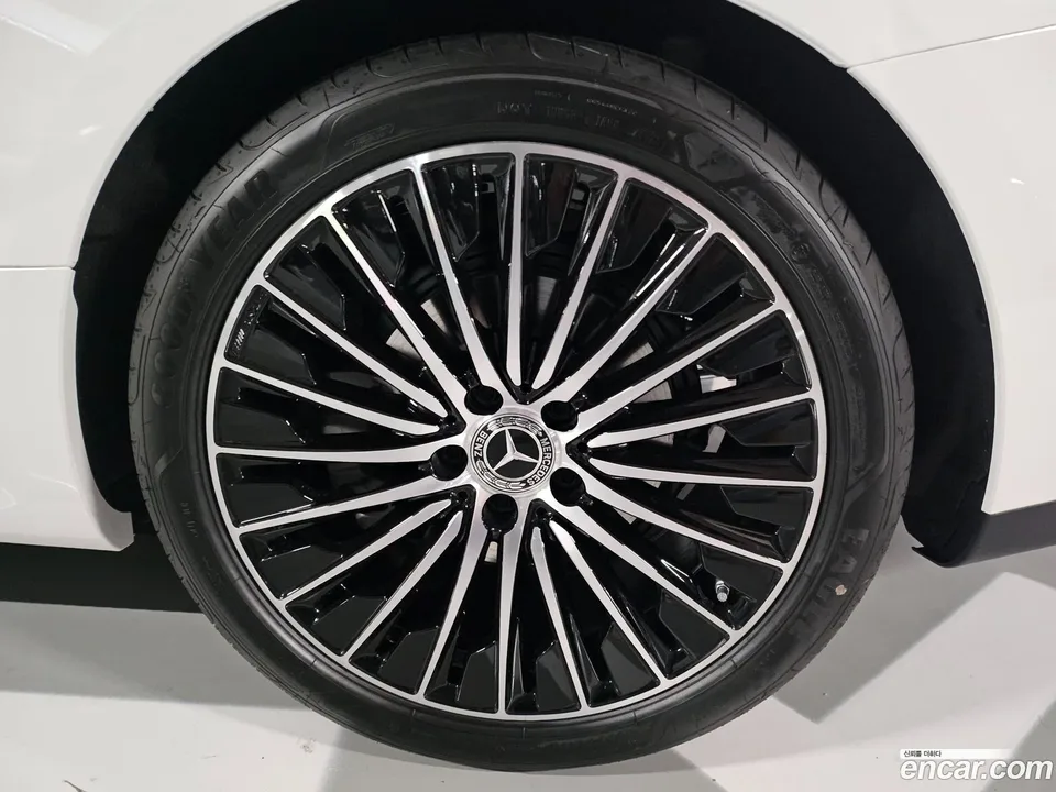 Mercedes-Benz CLE-Class CLE200 2026 — миниатюра 2