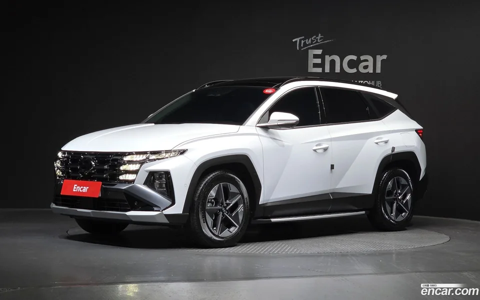 Hyundai Tucson Hybrid NX4 HEV 1.6 2WD 2024 — photo 1, buy with delivery to Moscow
