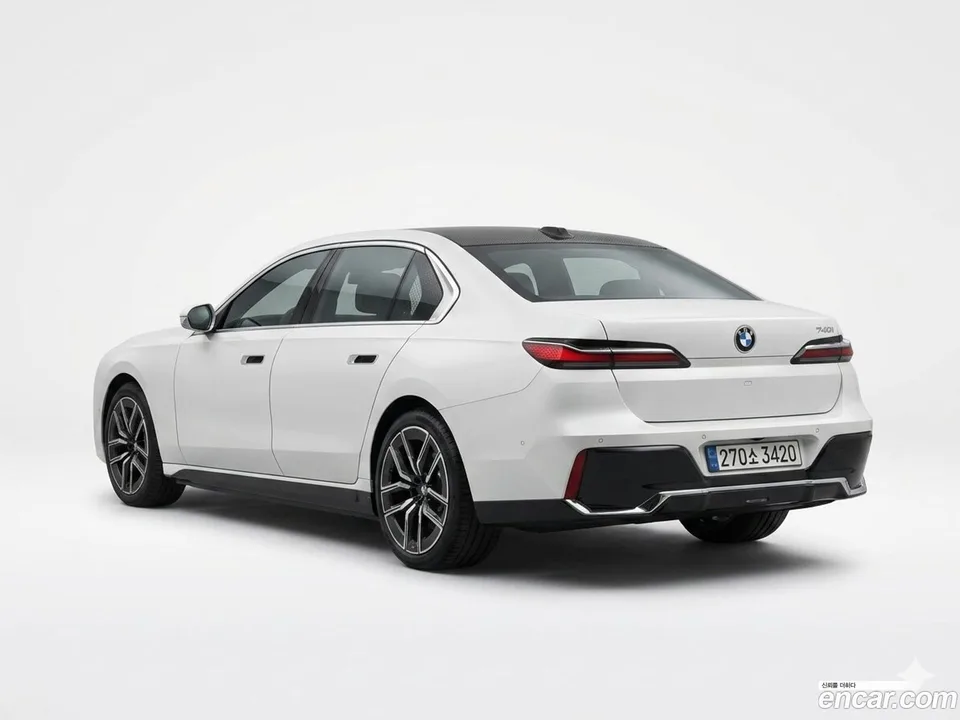 BMW 7 Series 740i xDrive M 2025 — миниатюра 4