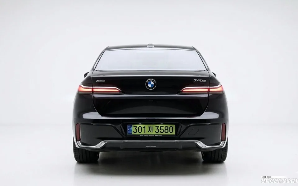 BMW 7 Series 740d xDrive M 2024 — thumbnail 4