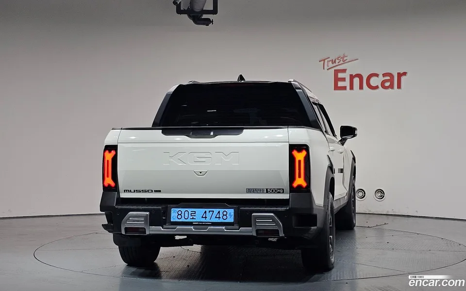 KG Mobility Musso EV AWD 2025 — thumbnail 4