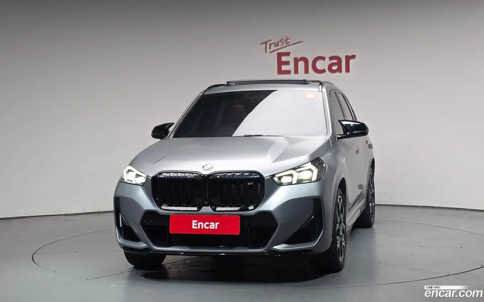 BMW X1 M35i xDrive 2024 — thumbnail 3