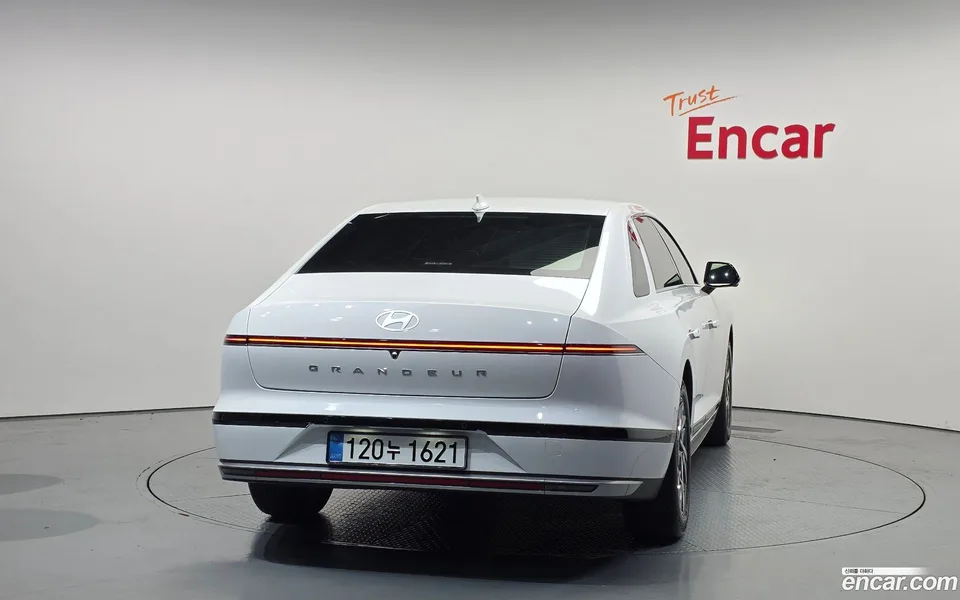 Hyundai Grandeur 2.5 2WD 2025 — thumbnail 4