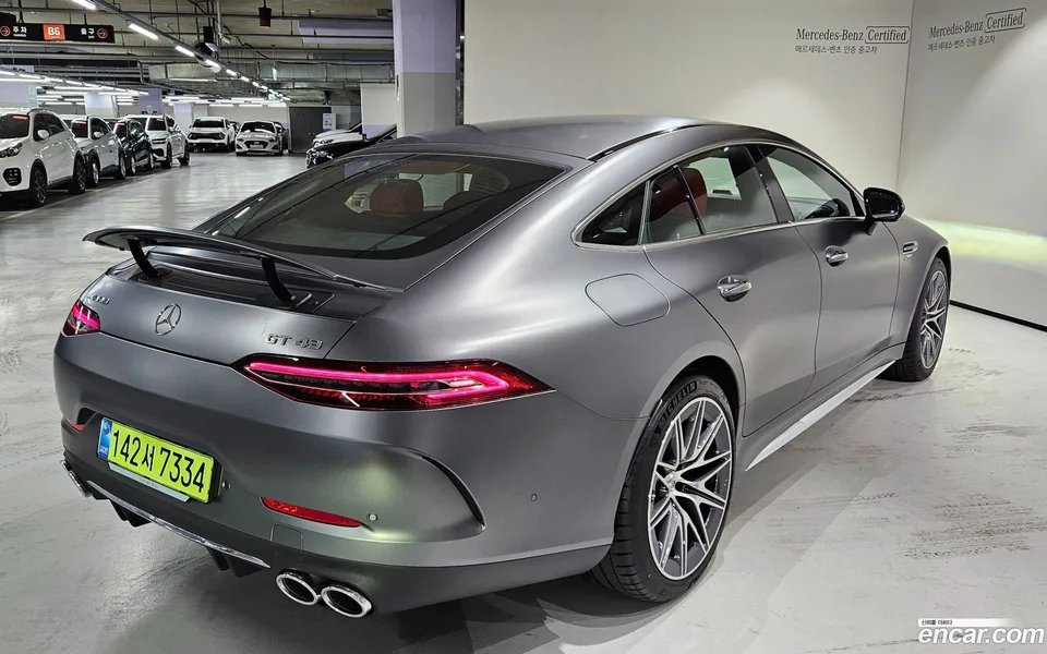 Mercedes-Benz AMG GT 4 43 4MATIC+ 2025 — миниатюра 4