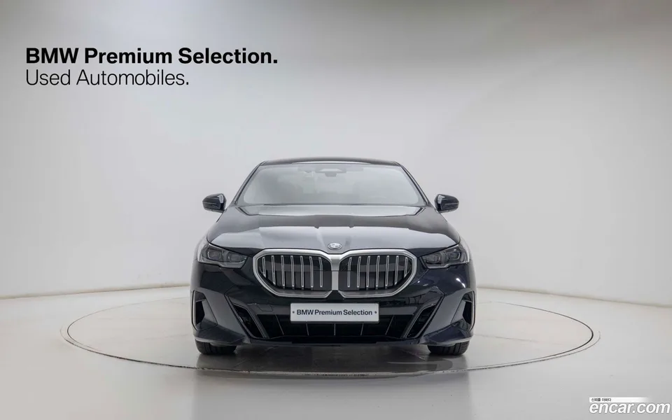 BMW 5 Series 523d M 2025 — thumbnail 3