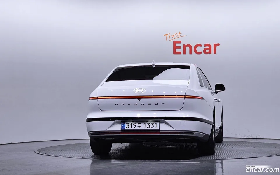 Hyundai Grandeur Hybrid 2023 — миниатюра 4