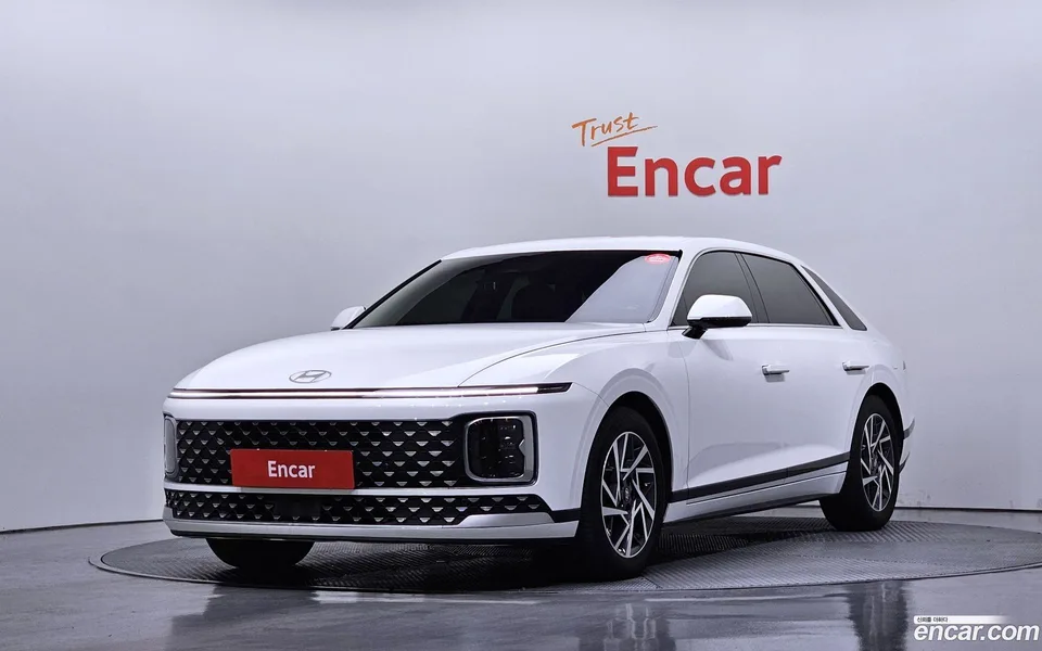Hyundai Grandeur Hybrid 2023 — фото 1, купить с доставкой в Москву