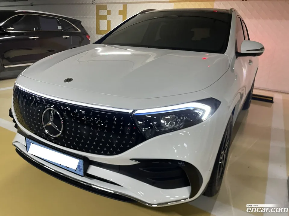 Mercedes-Benz EQA EQA250 AMG 2025 — thumbnail 3