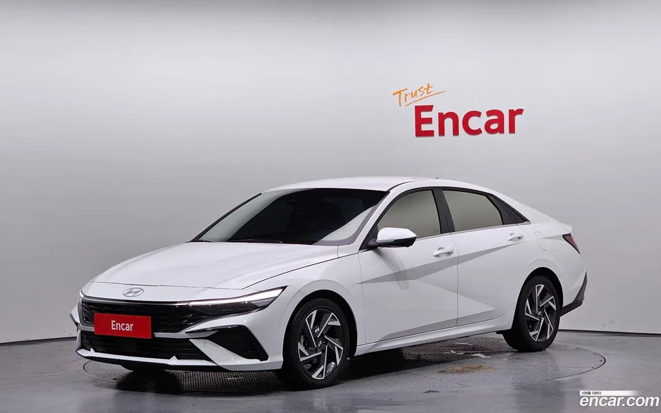 Hyundai Avante CN7 Hybrid 2025 — photo 1, buy with delivery to Moscow